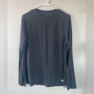 Men’s Vuori Strato tech long sleeve shirt Medium